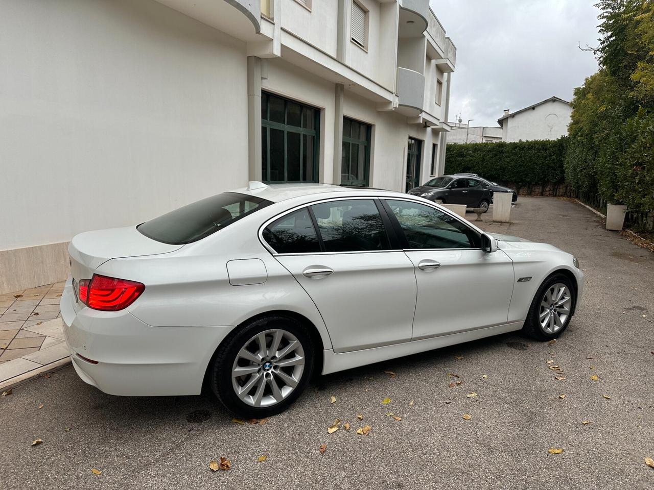 Bmw 520d MOTORE NUOVO