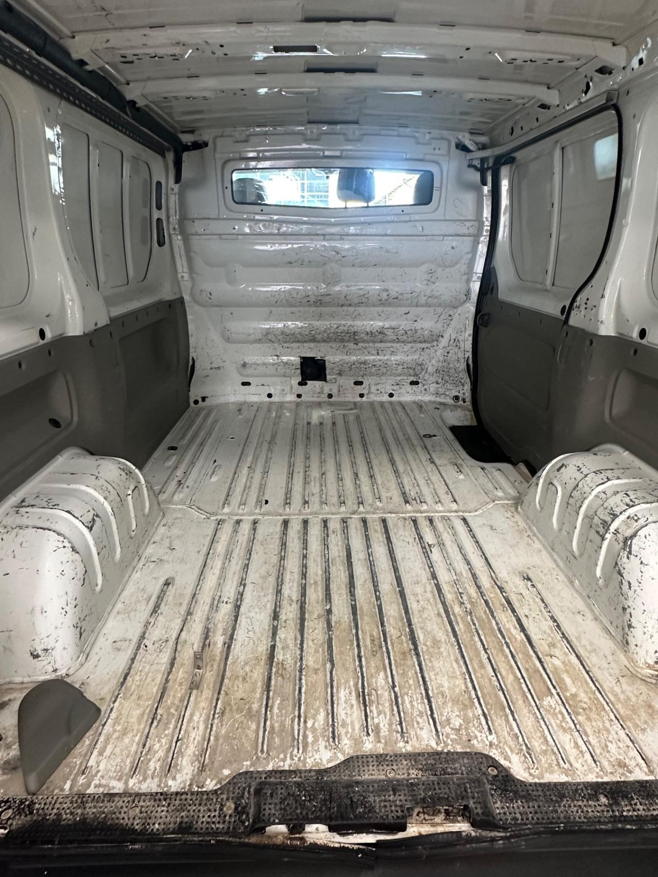 Opel Vivaro 2.0 diesel anno 2013 euro5B