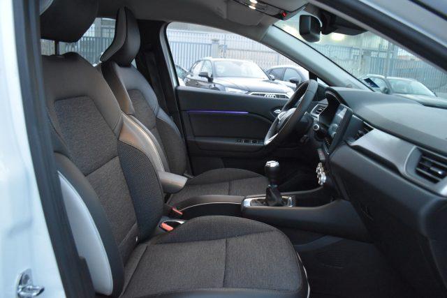 RENAULT Captur Mild Hybrid 140 CV Intens