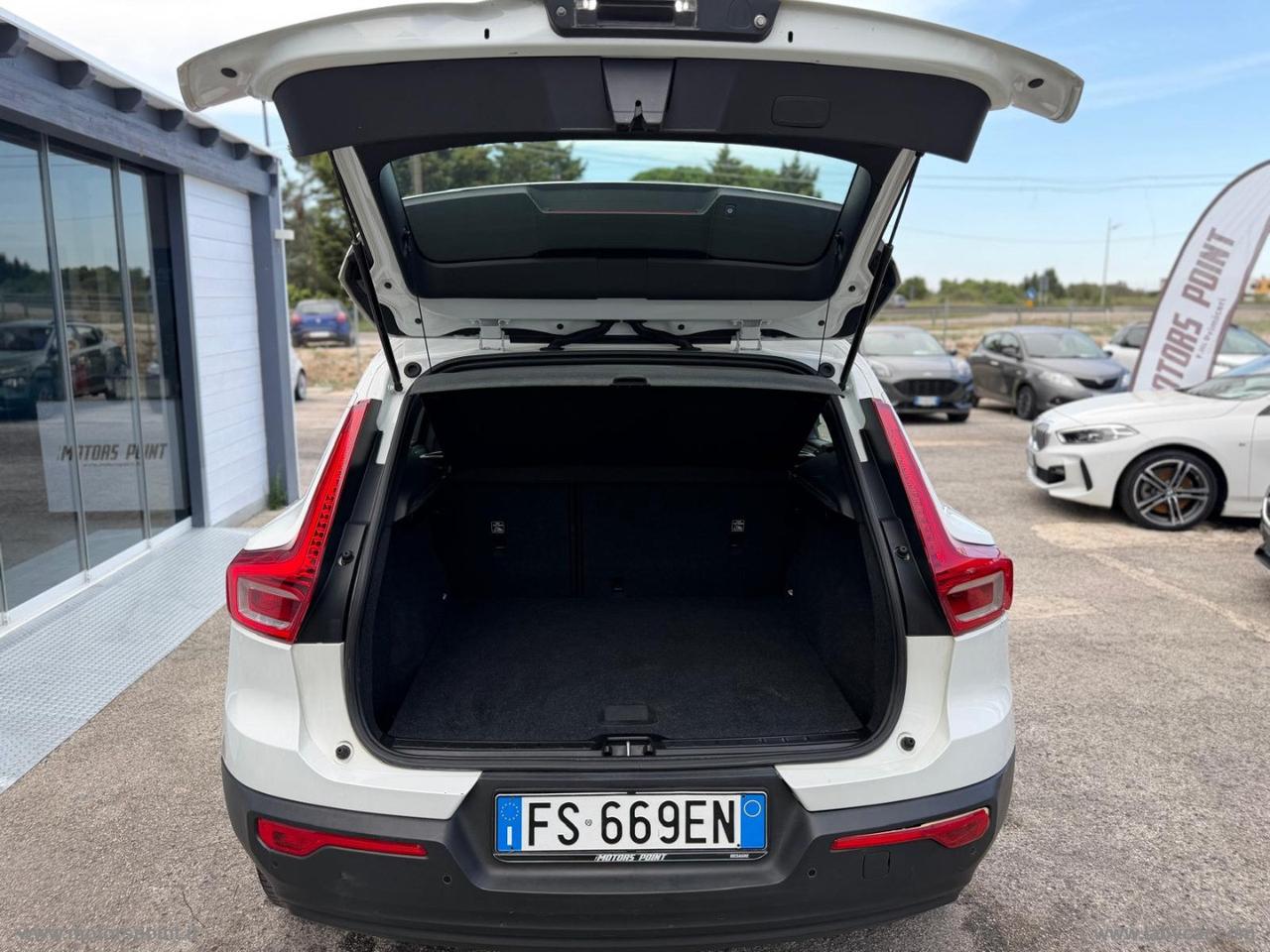 VOLVO XC40 D3 AWD Geartronic Business