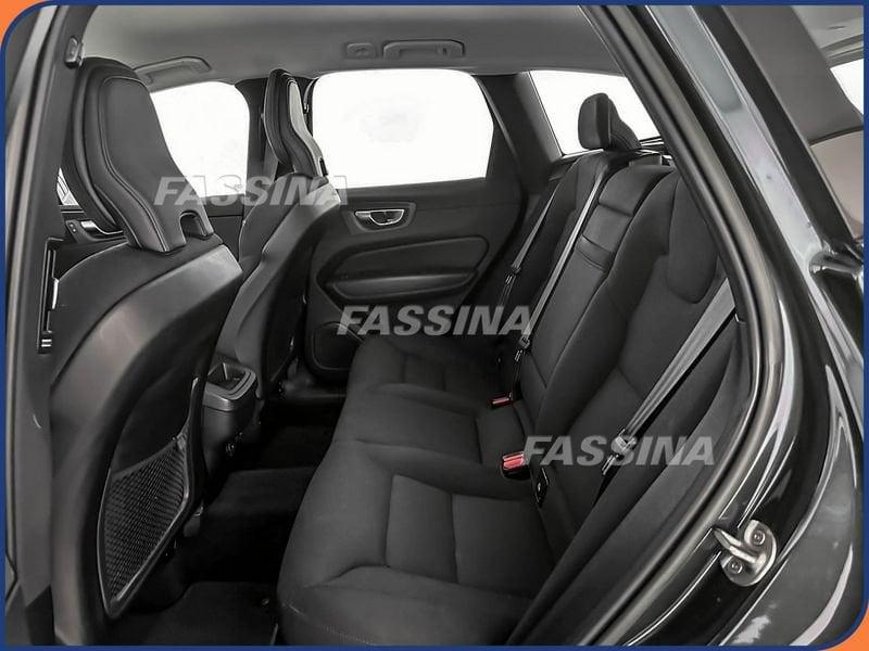Volvo XC60 XC60 2.0 b4 Momentum Pro auto