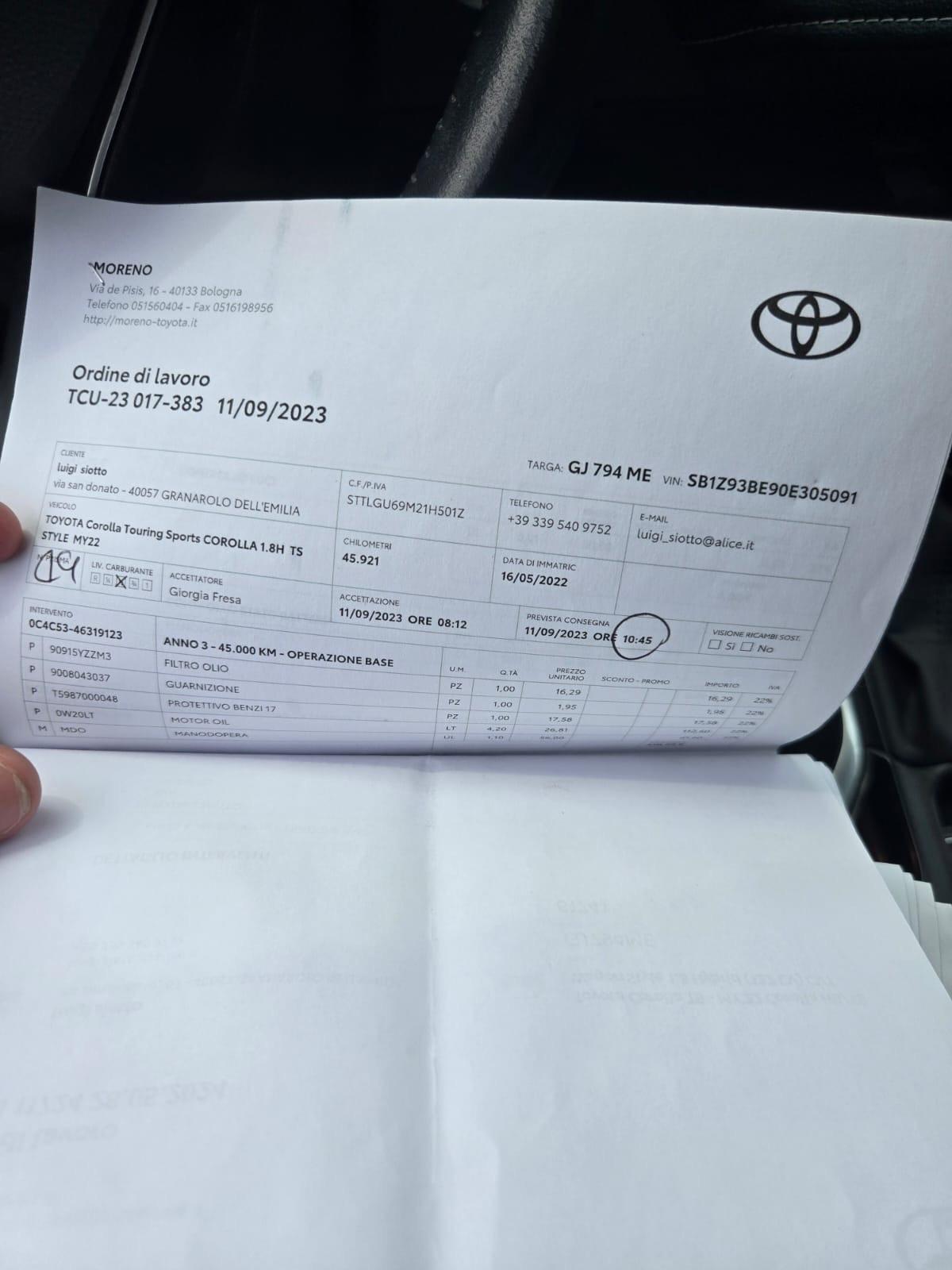 Toyota Corolla 1.8 Hybrid Style