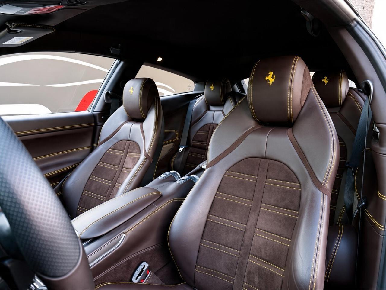 Ferrari GTC4 Lusso 6.3 DCT V12 689CV LIFT CARBONIO