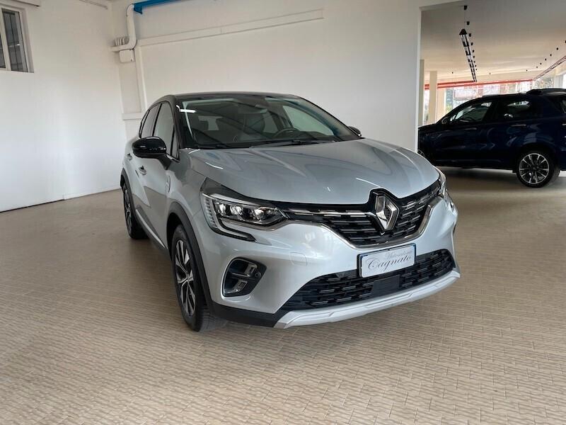Renault Captur TCe 90 CV Techno Neopatentati 2024