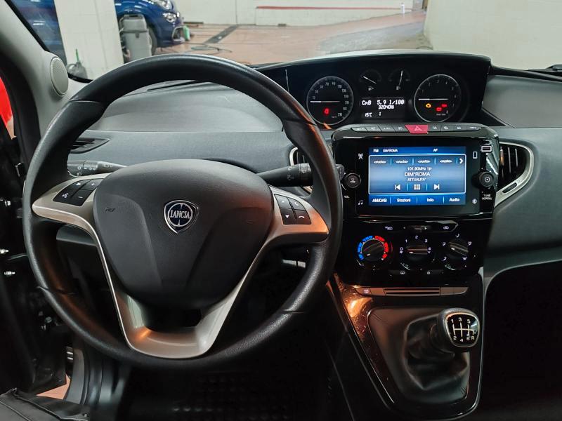 Lancia Ypsilon 1.0 hybrid Gold CARPLAY 4 vetri elettrici