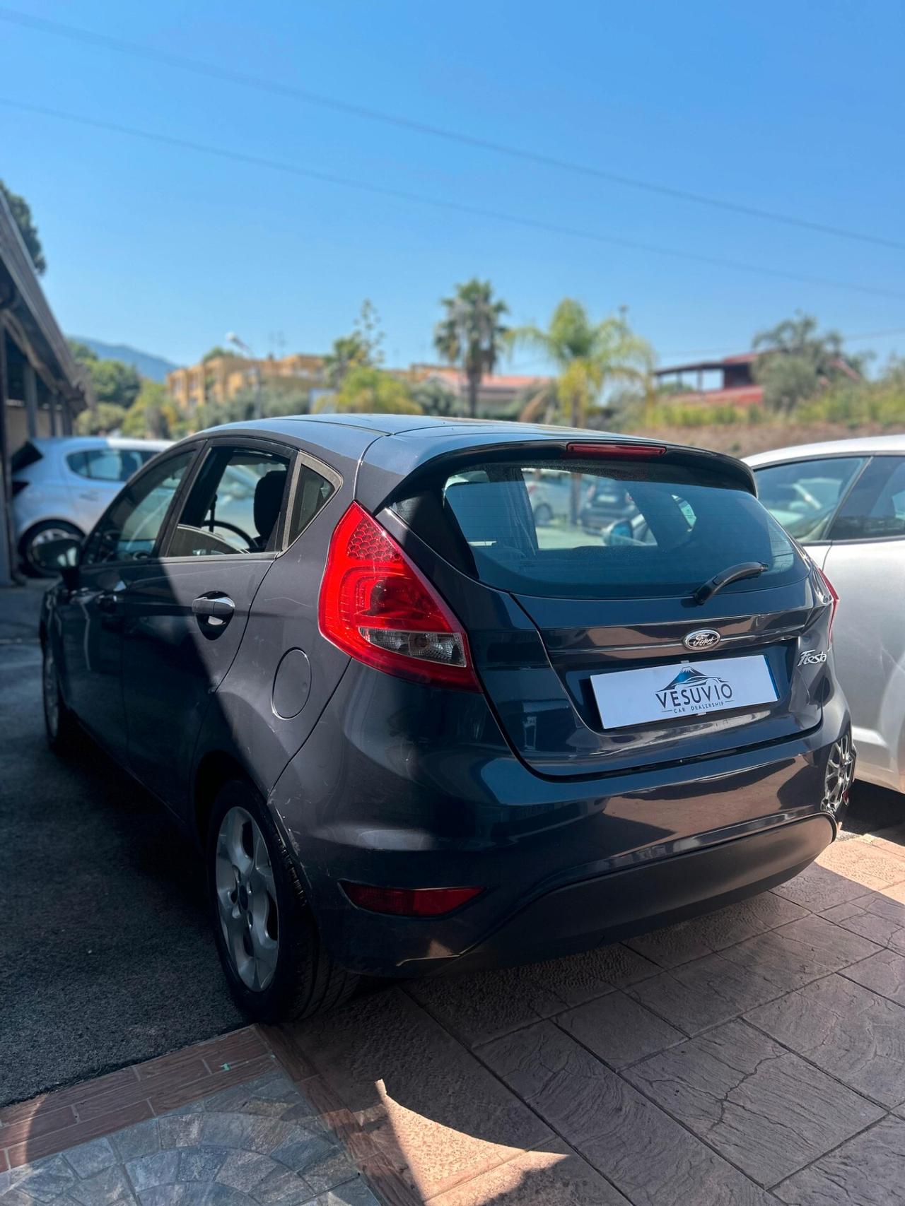 Ford Fiesta 1.2 82 CV - 2012