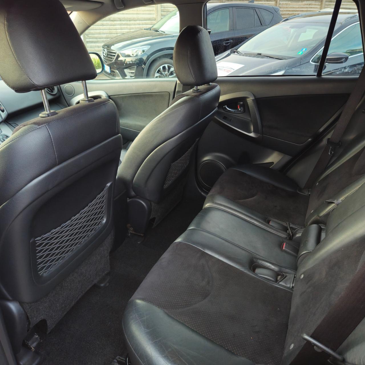 Toyota RAV 4 RAV4 Crossover 2.2 D-Cat A/T 150 CV Executive