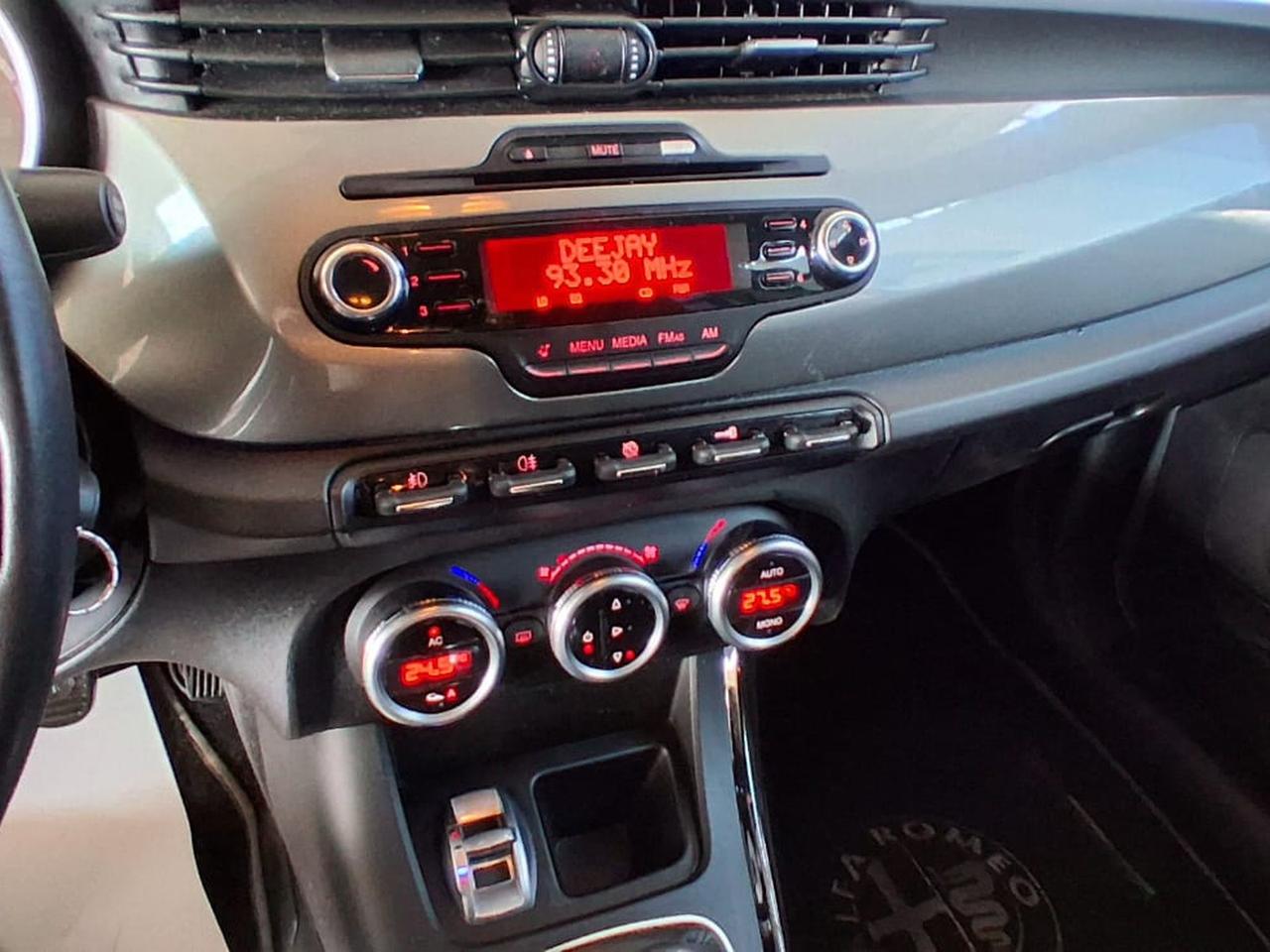 Alfa Romeo Giulietta 2.0 jtdm(2) distinctive 140cv