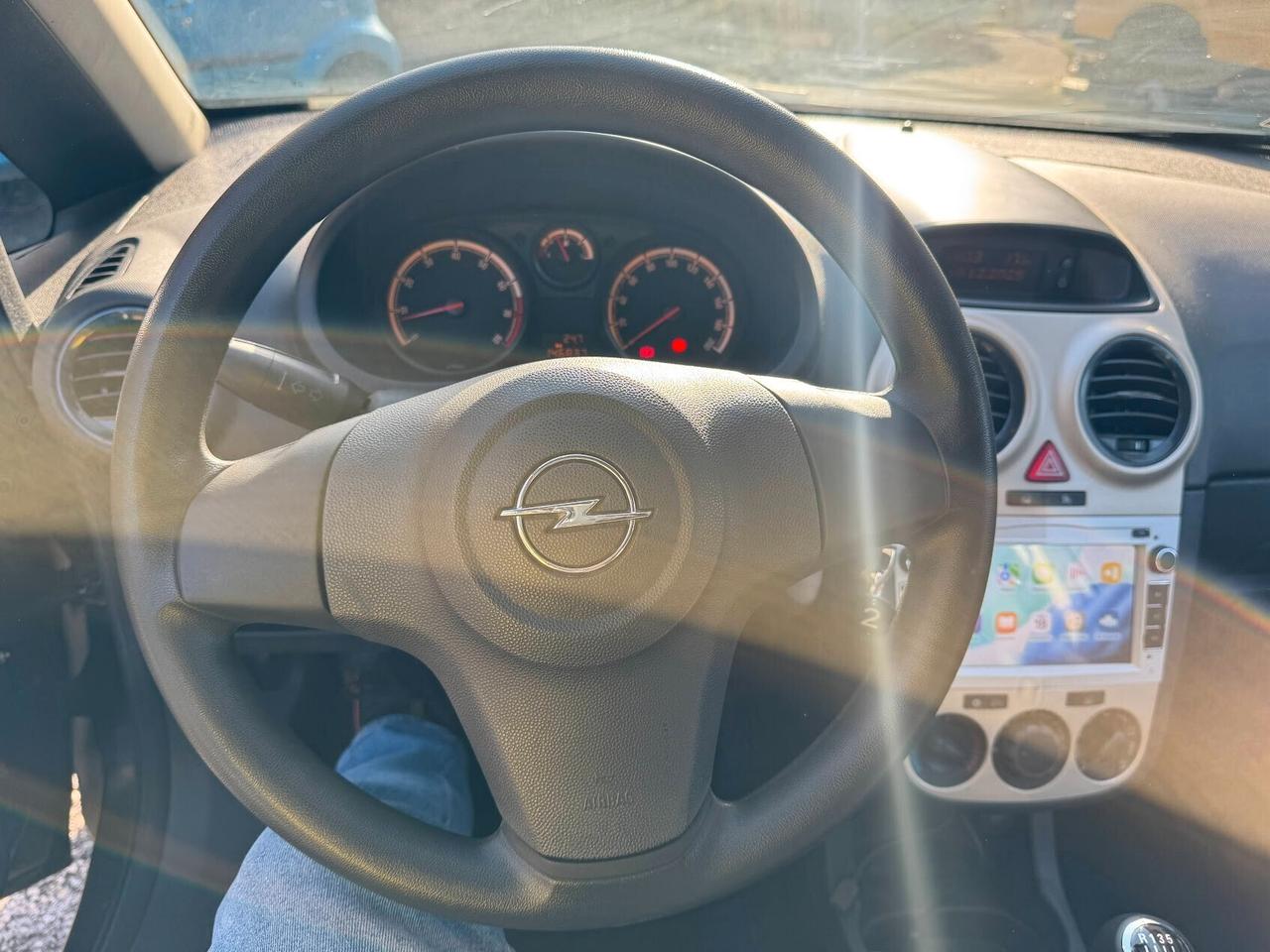 Opel Corsa 1.2 benzina 3 porte