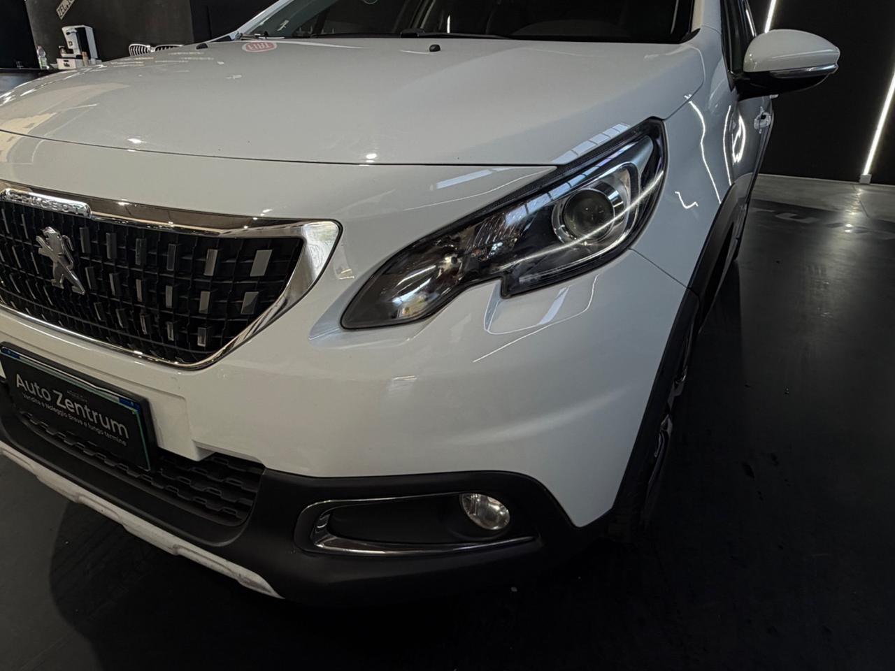 Peugeot 2008 BlueHDi 100 S&S Allure