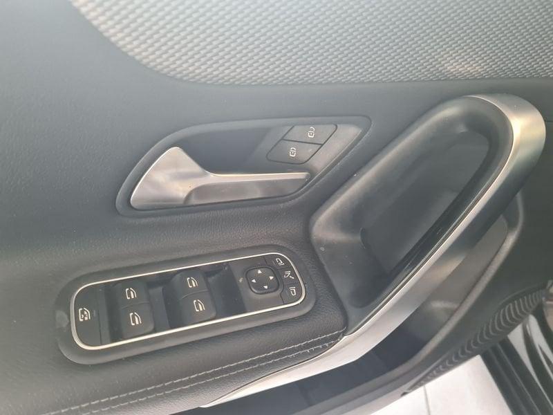 Mercedes-Benz Classe A A 180 d Automatic Sport
