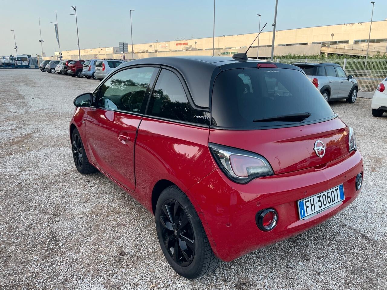 Opel Adam 1.4 87 CV GPL Tech Jam