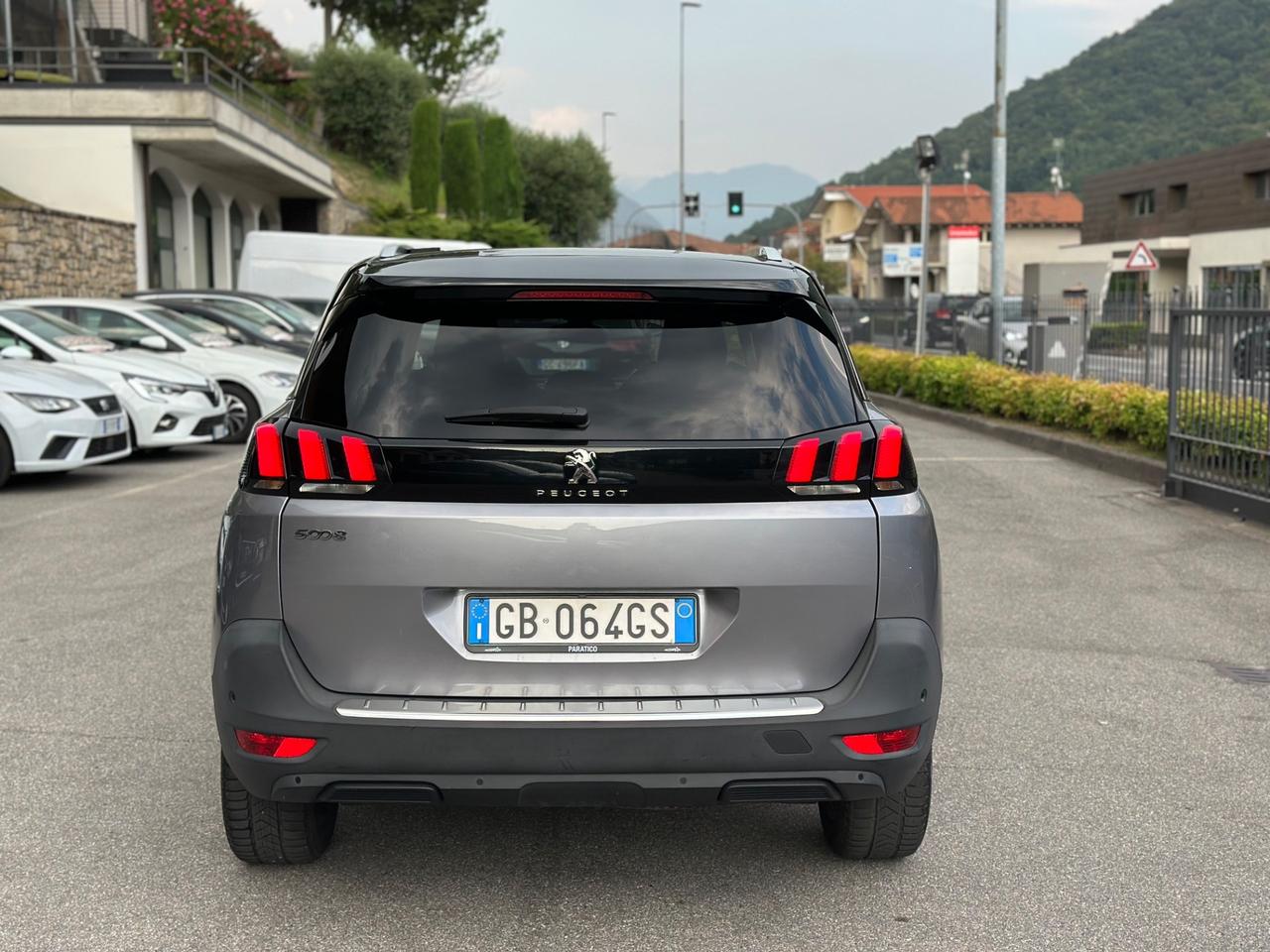 Peugeot 5008 BlueHDi 130 S&S EAT8 Crossway