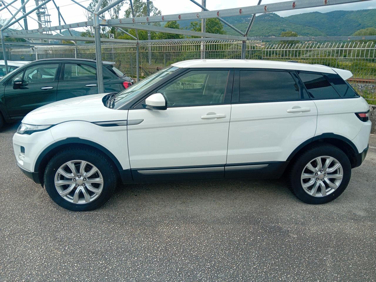 Land Rover Evoque 2.2 TD4 5p. Dynamic 4WD
