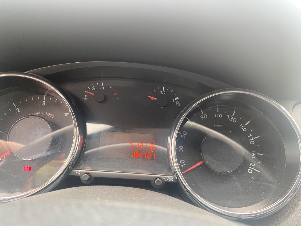 Peugeot 5008 1.6 HDi 115CV Active