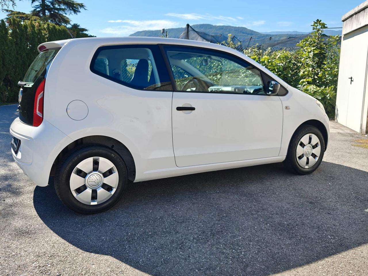 Volkswagen up! km documentati 12 MESI GARANZIA