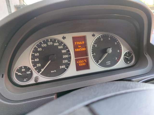 Mercedes-Benz 180 mercedes classe b 180 (170) be