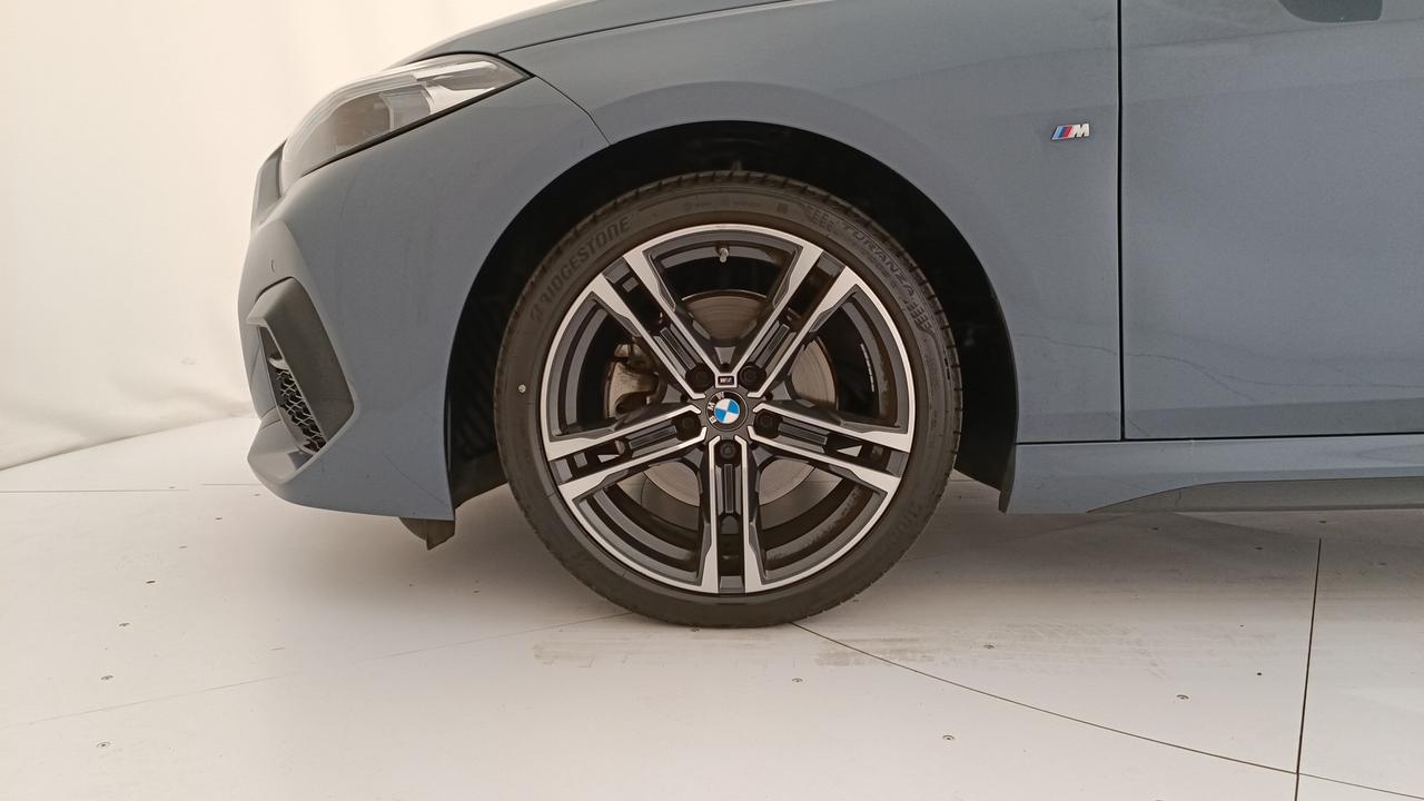 BMW 218i Gran Coupe Msport 136cv auto