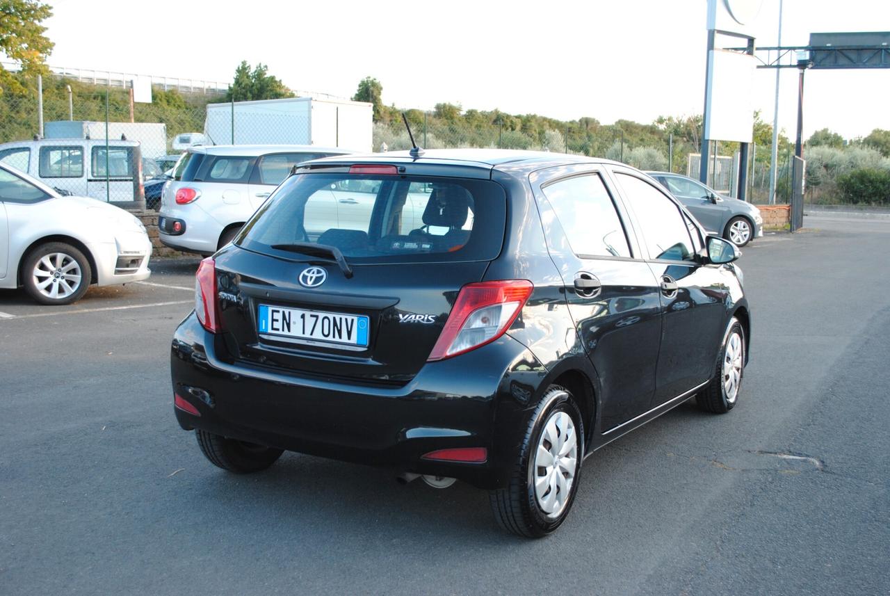 TOYOTA YARIS 1.0 69 CV OK NEOPATENTATI