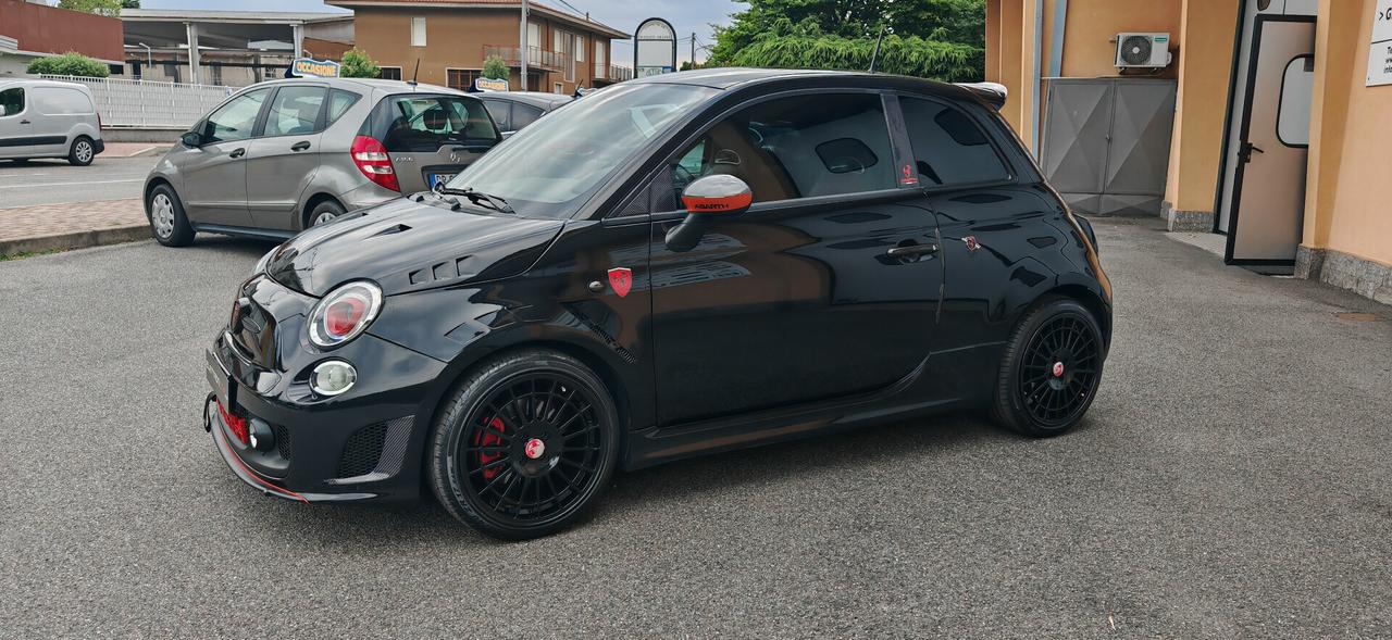 Abarth 500 1.4 Turbo T-Jet Custom LPG