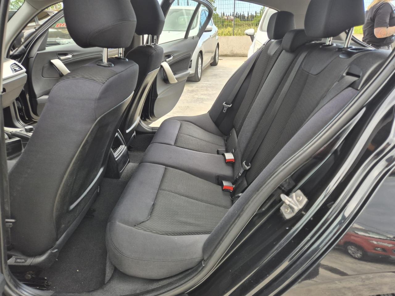 Bmw 116 116d 5p. Sport