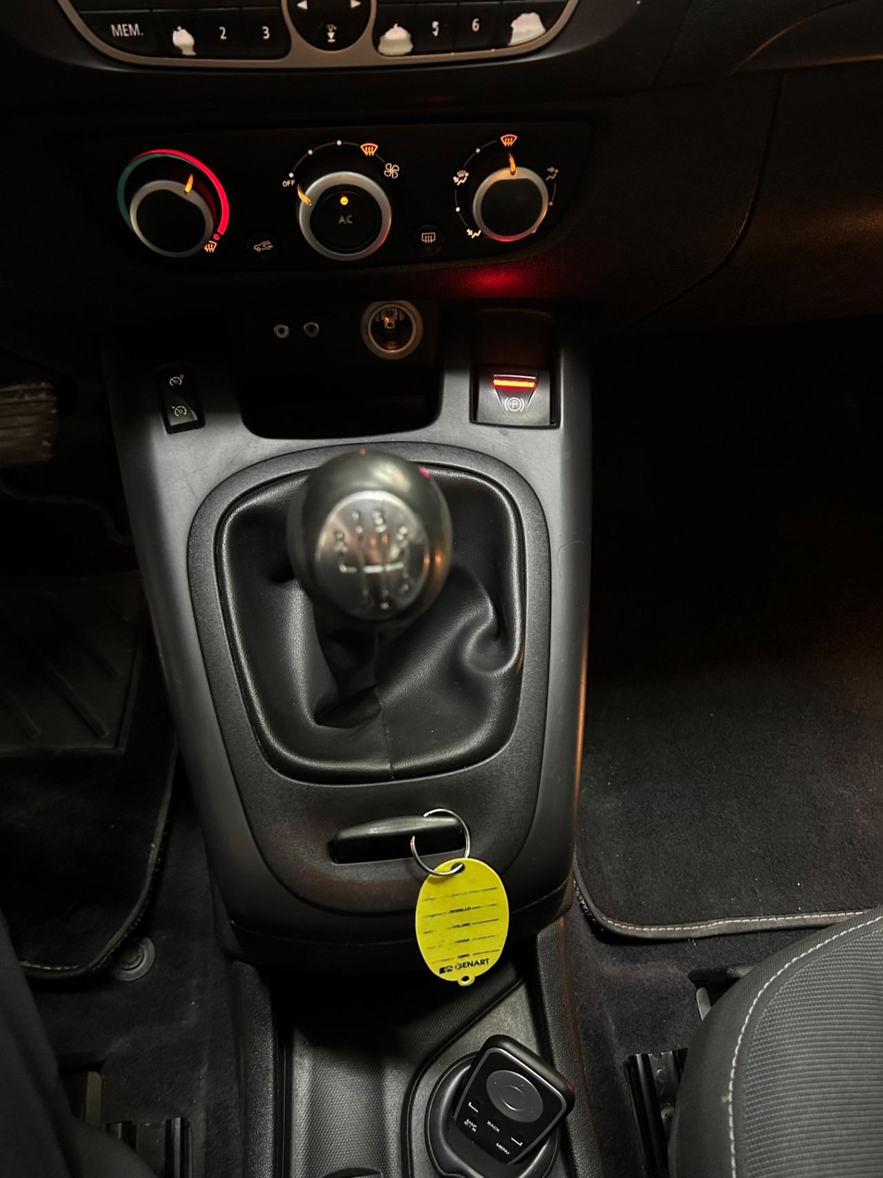 Renault Scenic Scénic X-Mod 1.5 dCi 105CV Confort