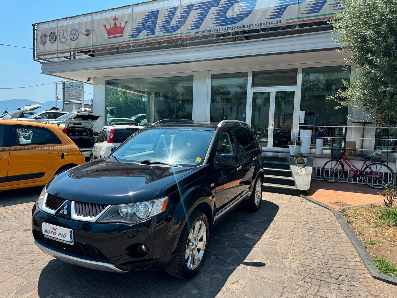 Mitsubishi Outlander 2.2 DI-D Instyle 7 p.ti DPF