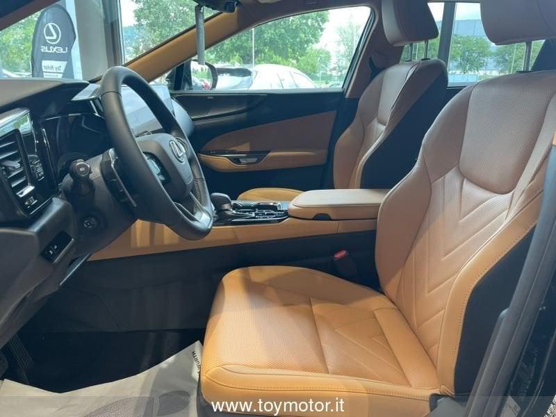 Lexus NX 2ª serie Hybrid 4WD Luxury