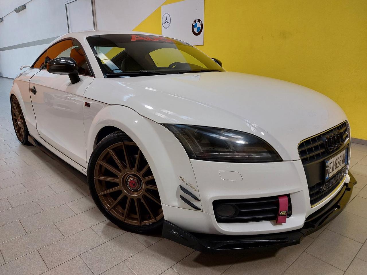 Audi TT Coupe 2.0 tfsi S-LINE