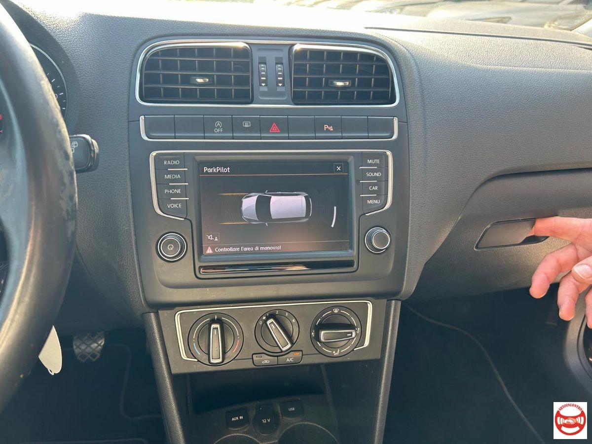 VOLKSWAGEN - Polo 1.2 tsi Comfortline BM 5p