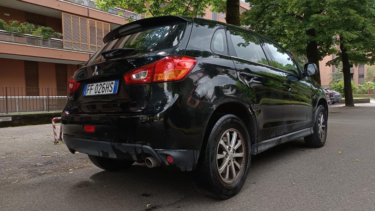 Mitsubishi ASX 1.6 DI-D 114 CV 4WD Instyle Panoramic