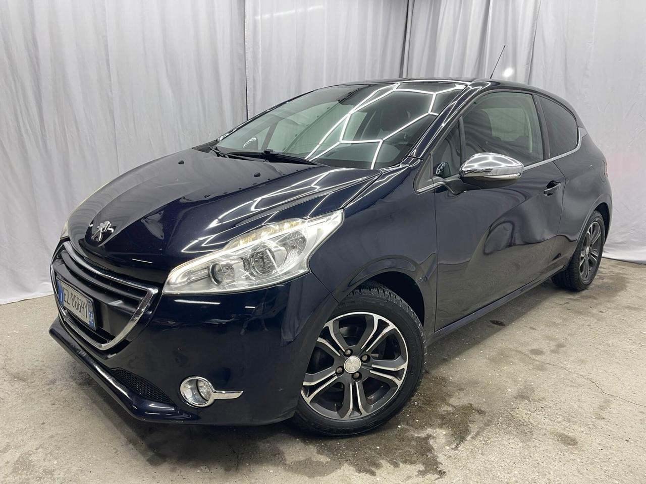 Peugeot 208 ALLURE FINANZIABILE SENZA BUSTA - PRONTA CONSEGNA