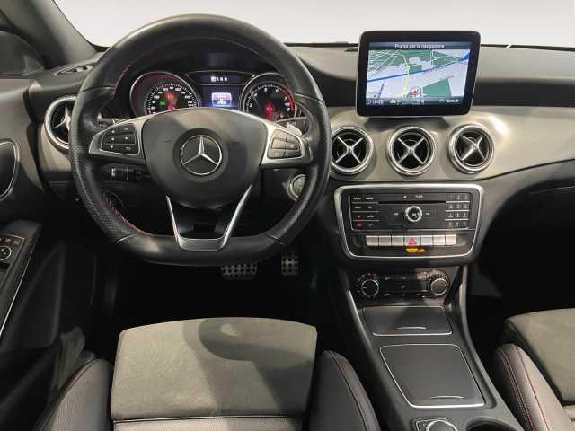 Mercedes-Benz CLA 250 Shooting Brake 2.0 211CV 4Matic Auto. Premium