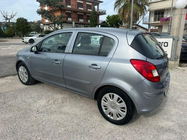 OPEL Corsa 1.2 5 porte Club