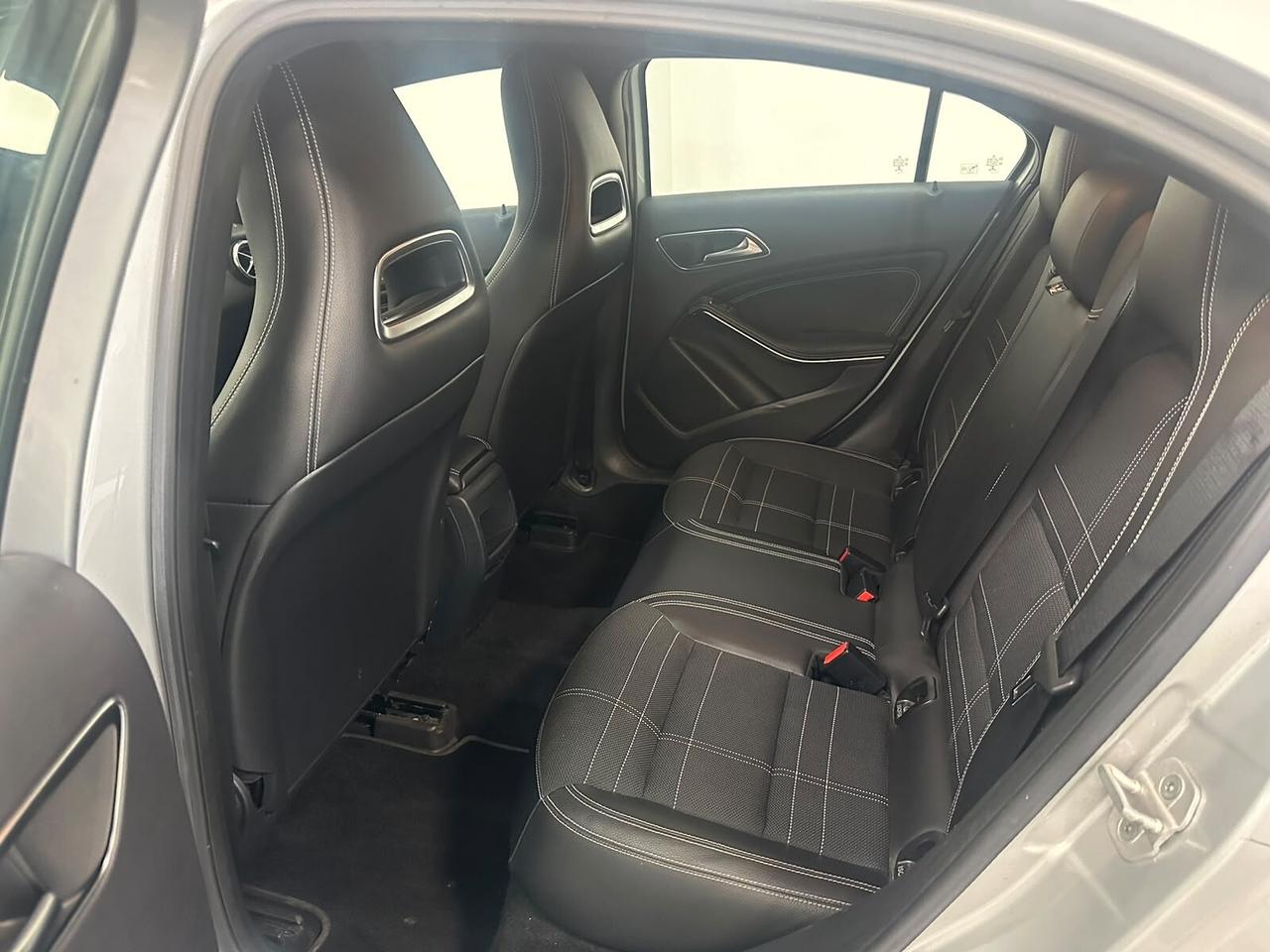 Mercedes-benz A 200 CDI Automatic 4Matic Dark Night Edition