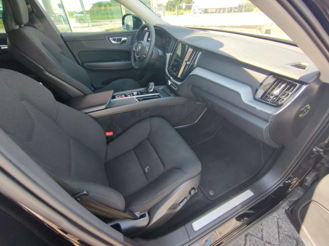 Volvo XC60 XC60 2.0D B4 Momentum Pro AWD Auto. IVA deducibile