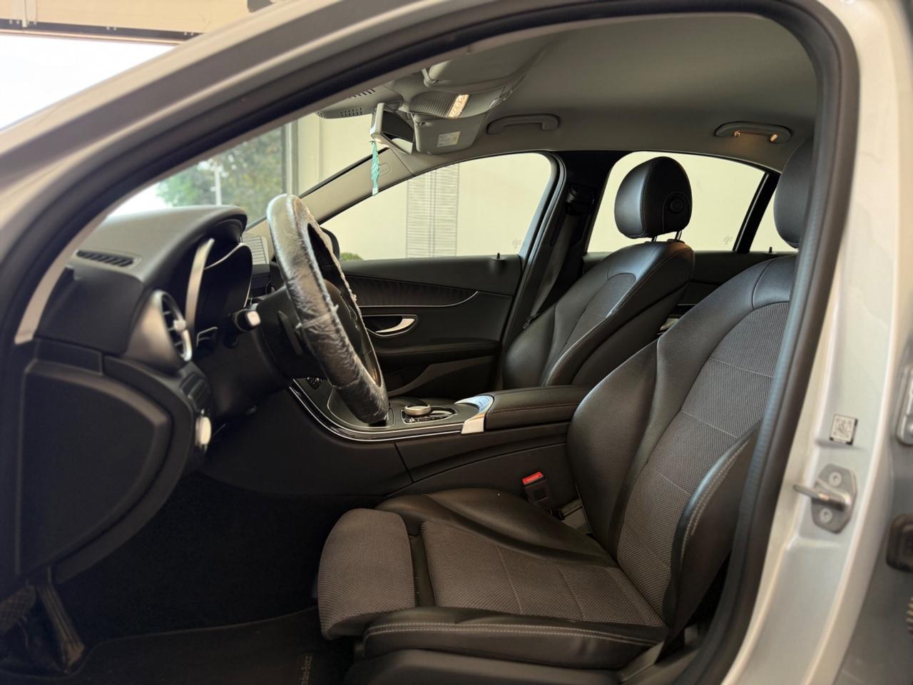Mercedes-benz C 200 d Auto Premium