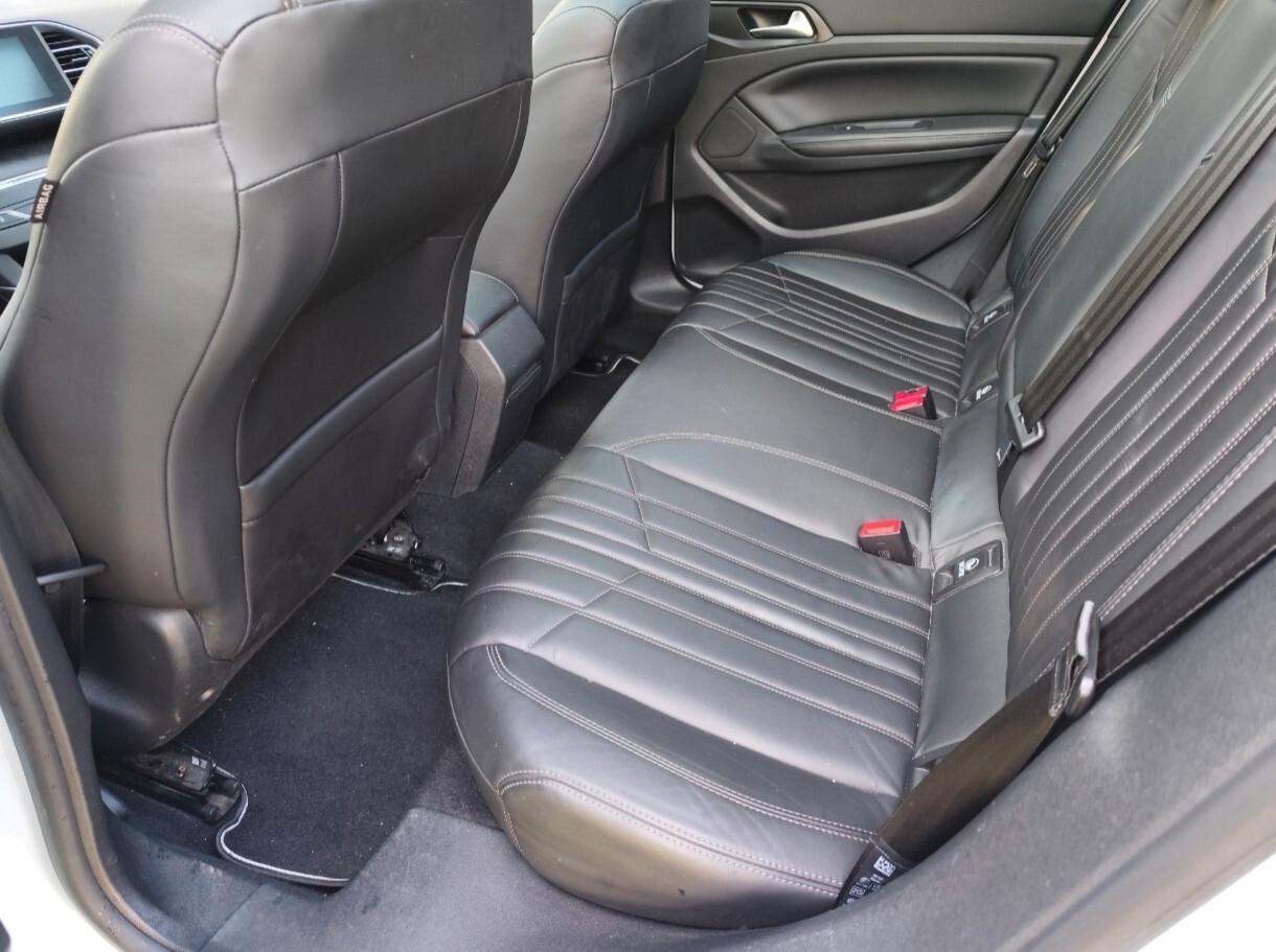 Peugeot 308 1.6 e-HDi 115 CV Stop&Start Allure