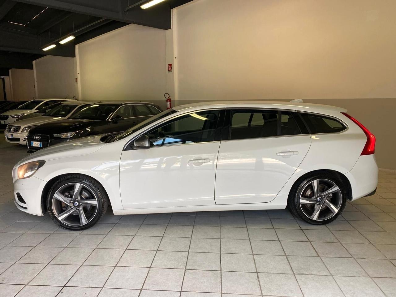 Volvo V60 D3 Geartronic R-design