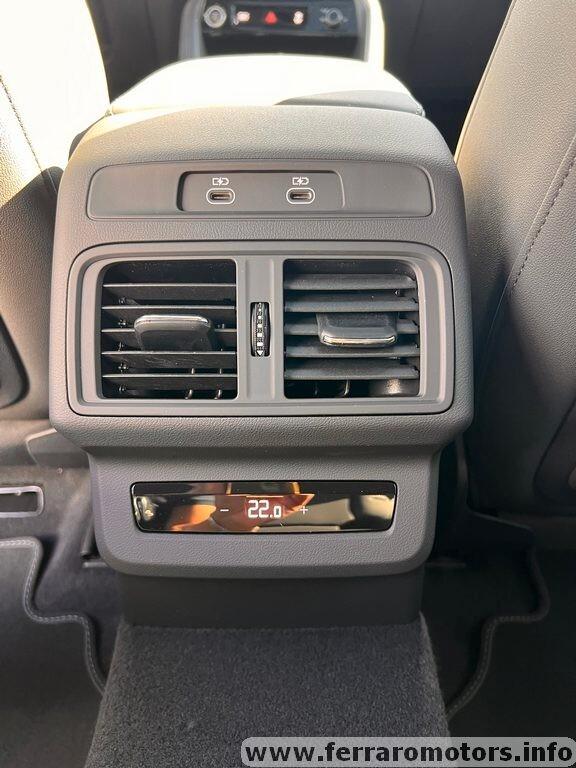 Audi Q5 SPB TDi 150 kW mHEV+ S tronic quattro line edition
