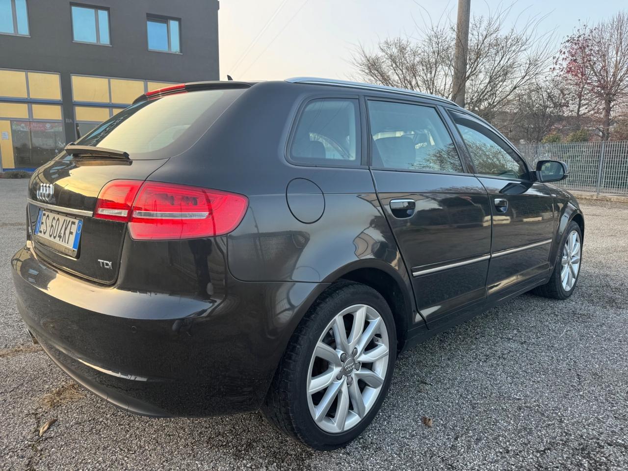 Audi A3 SPB 1.6 TDI 105 CV S-LINE