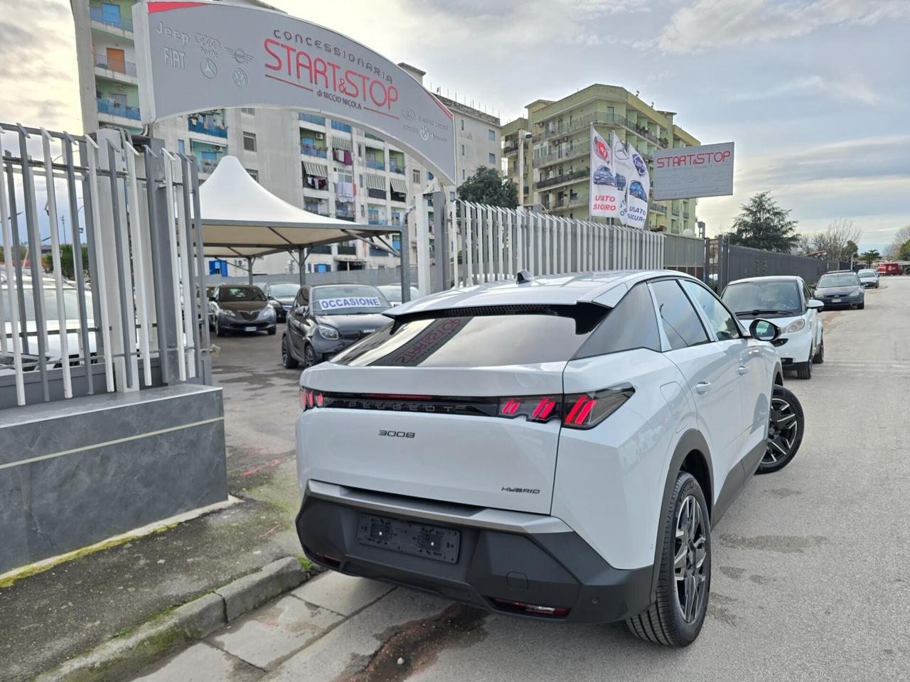 Peugeot 3008 Plug-in Hybrid 195 e-DCS7 Allure KM0