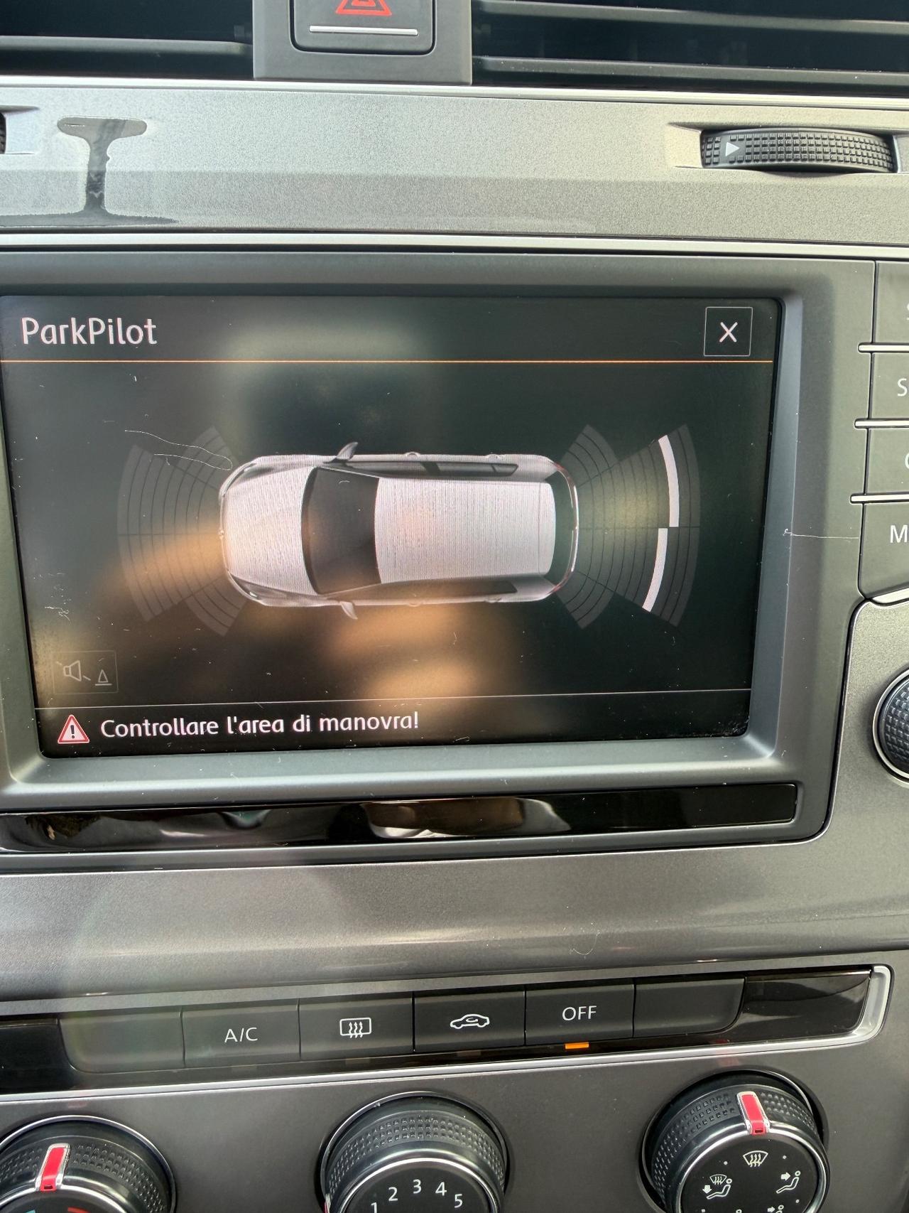 Volkswagen Golf 1.6 TDI 90 CV 5p.