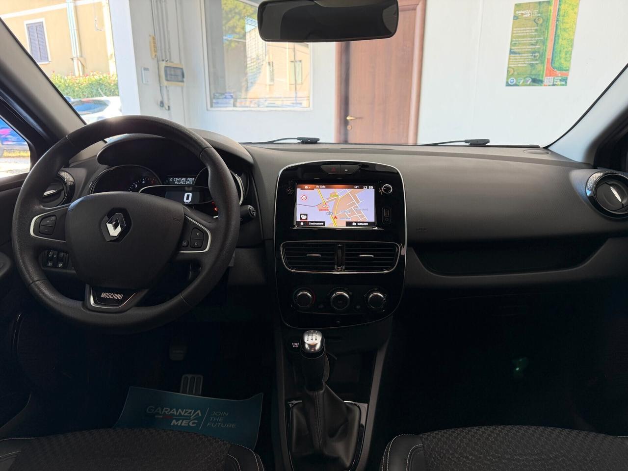 Renault Clio dCi 8V 90 CV 5 porte Moschino OK NEOPATENTATI