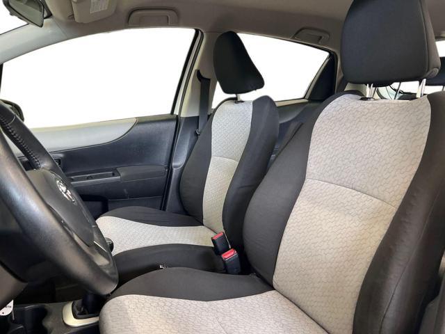 TOYOTA Yaris 1.0 5 porte Active