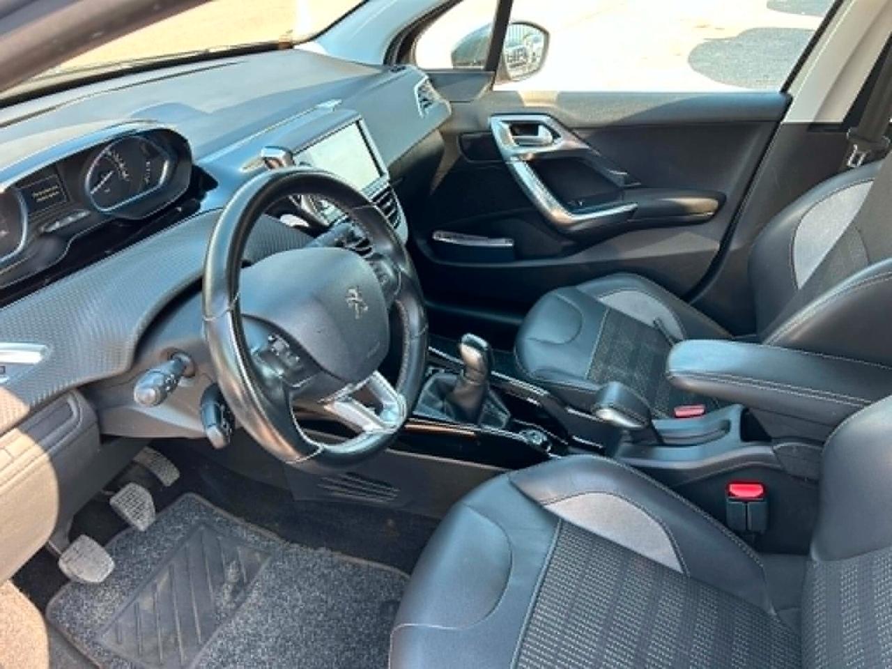 Peugeot 2008 BlueHDi 100 GT Line