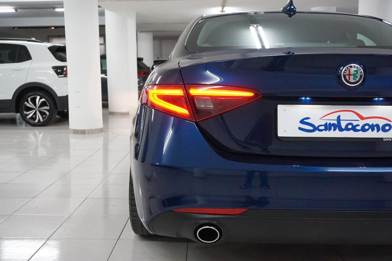 Alfa Romeo Giulia 2.2 Turbodiesel 150 CV AT8