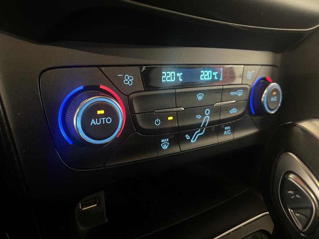 Ford Focus 1.5 TDCi 120 CV Titanium