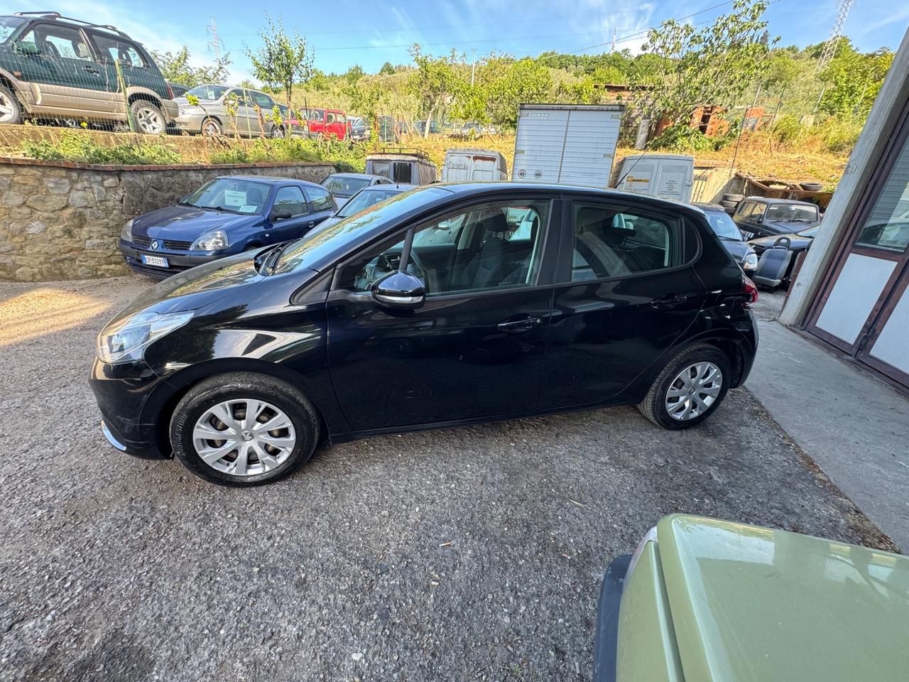 Peugeot 208 PureTech 82 5p. GPL Allure