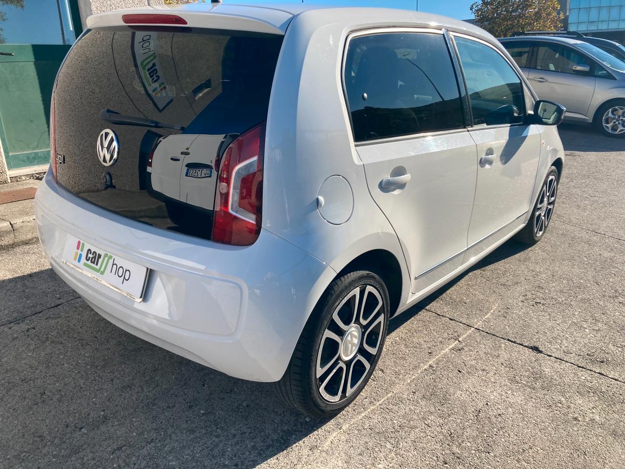 Volkswagen High UP! 1.0 75 CV 5p.